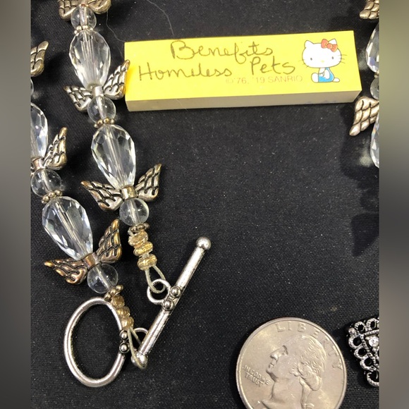 STUNNING hand strung crystal angels and cross necklace. - Picture 3 of 4